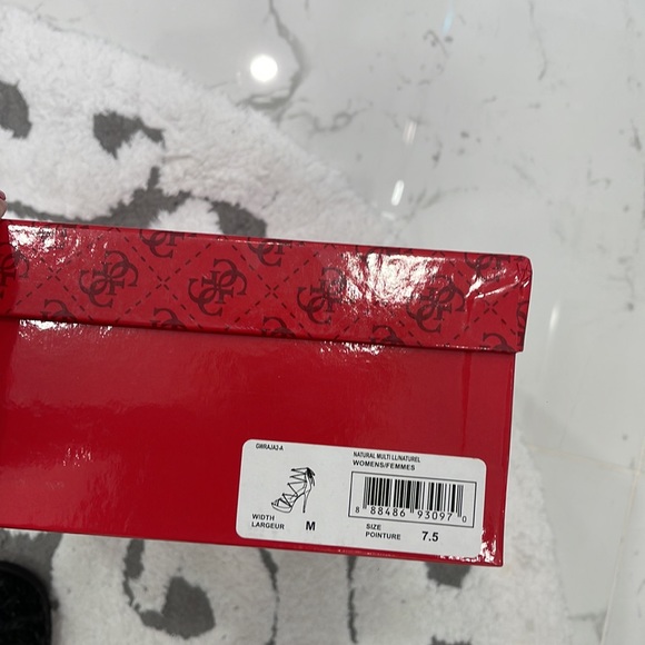 Guess heels sandals - Picture 11 of 11